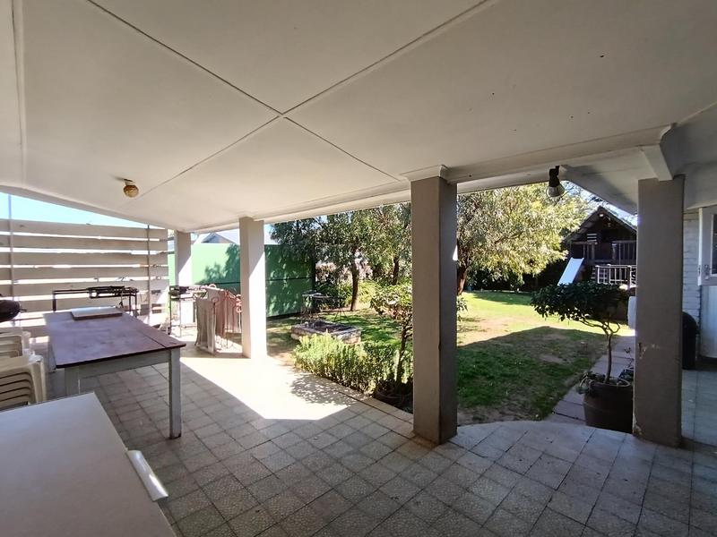 5 Bedroom Property for Sale in Bergsig Eastern Cape